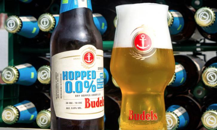 Een nieuw alcoholvrij bier van Budels: Budels Hopped 0.0%